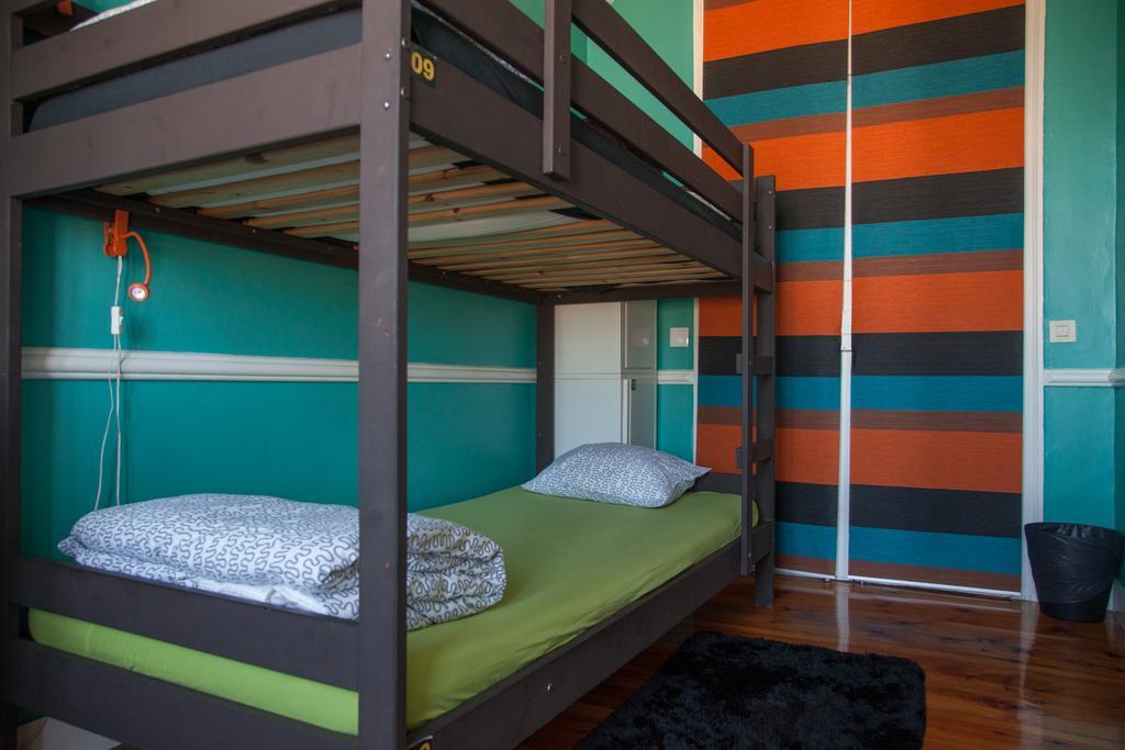 Hostel Graca 28 Lisbon Room photo